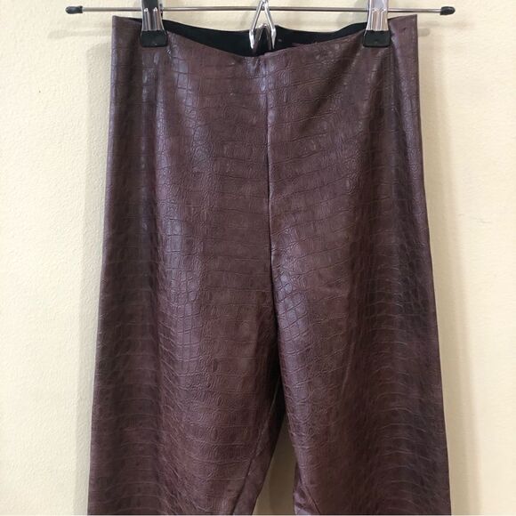 Commando Faux Leather Leggings in Brown Crocodile - Picture 4 of 8